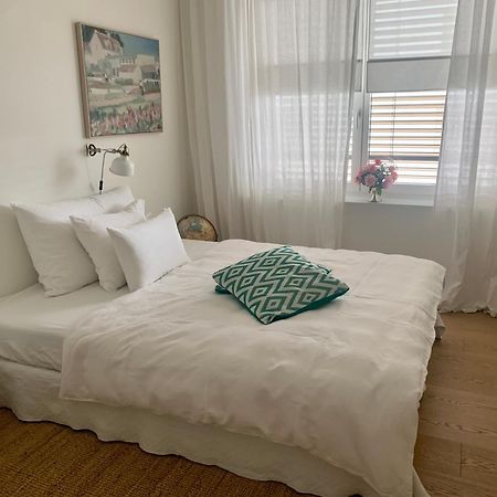 Avliving City Room Basel Bagian luar foto