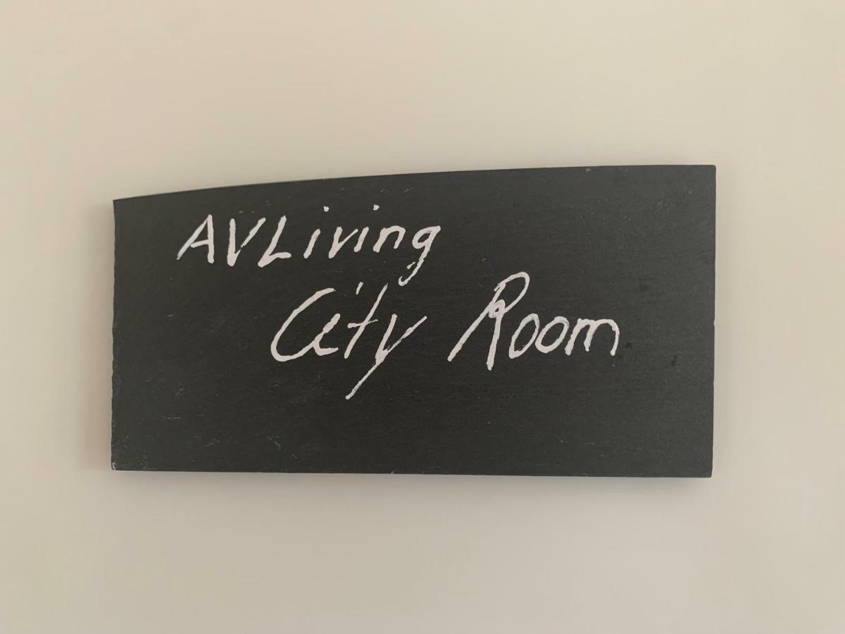 Avliving City Room Basel Bagian luar foto